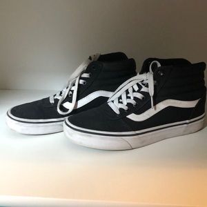 hightop black and white vans
